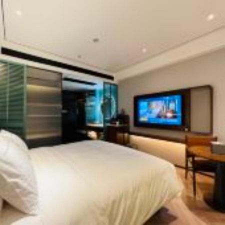 Hangzhou West Lake Milan Hotel - Ten Minutes Walk To The West Lake Eksteriør billede